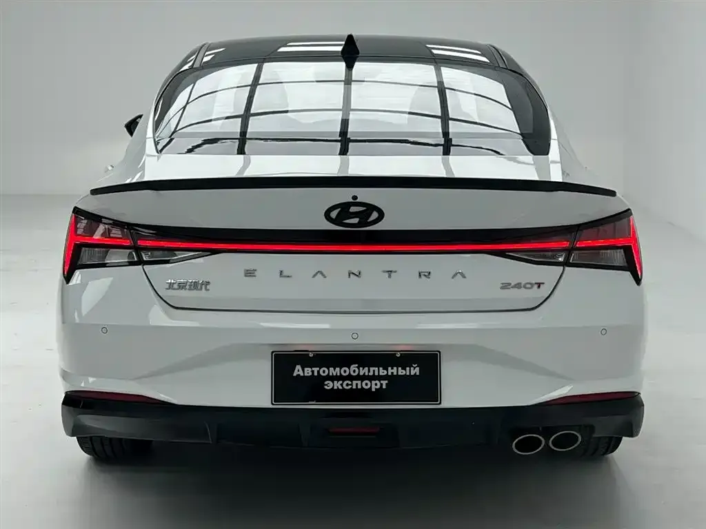 Hyundai Elantra — фото 4