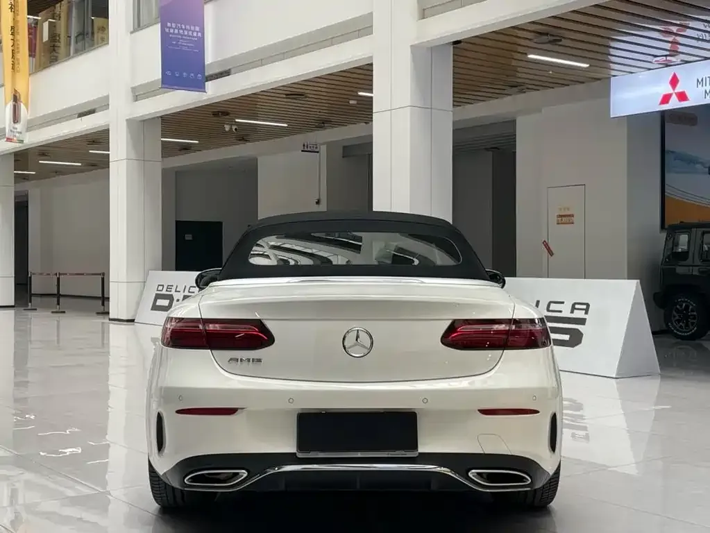 Mercedes-Benz E-Class (Import) — фото 4