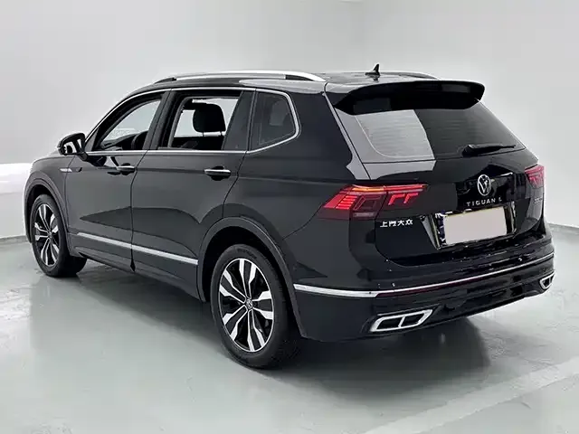 Volkswagen Tiguan L — фото 7