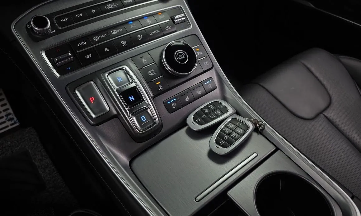 Hyundai Santafe — фото 9