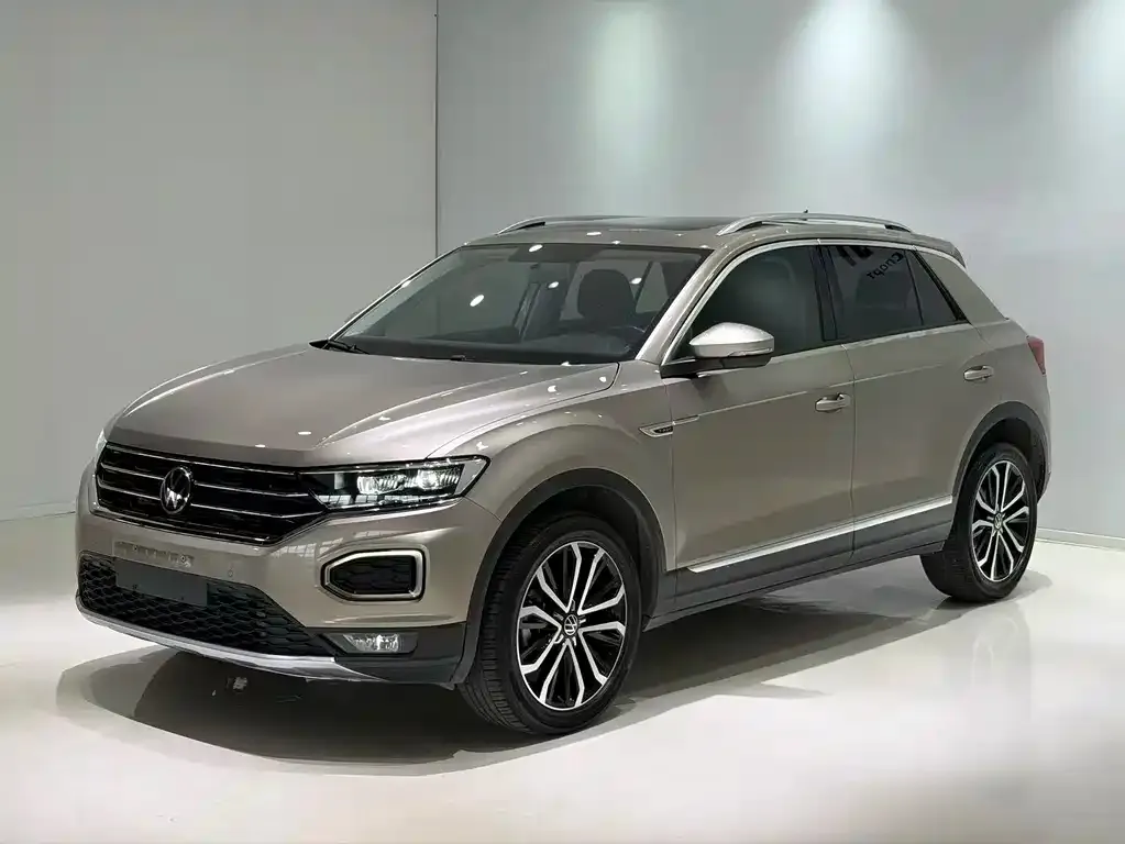 Volkswagen T-Roc — фото 1