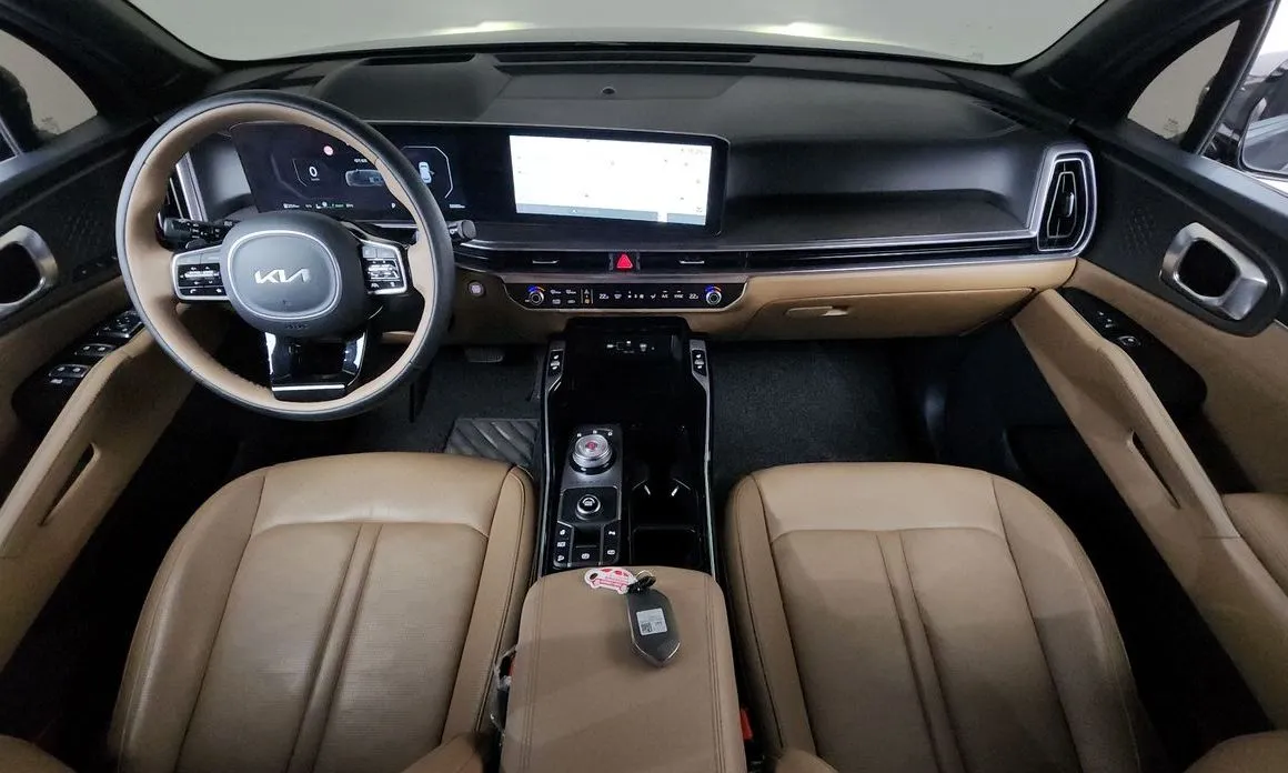 Kia Sorento — фото 5