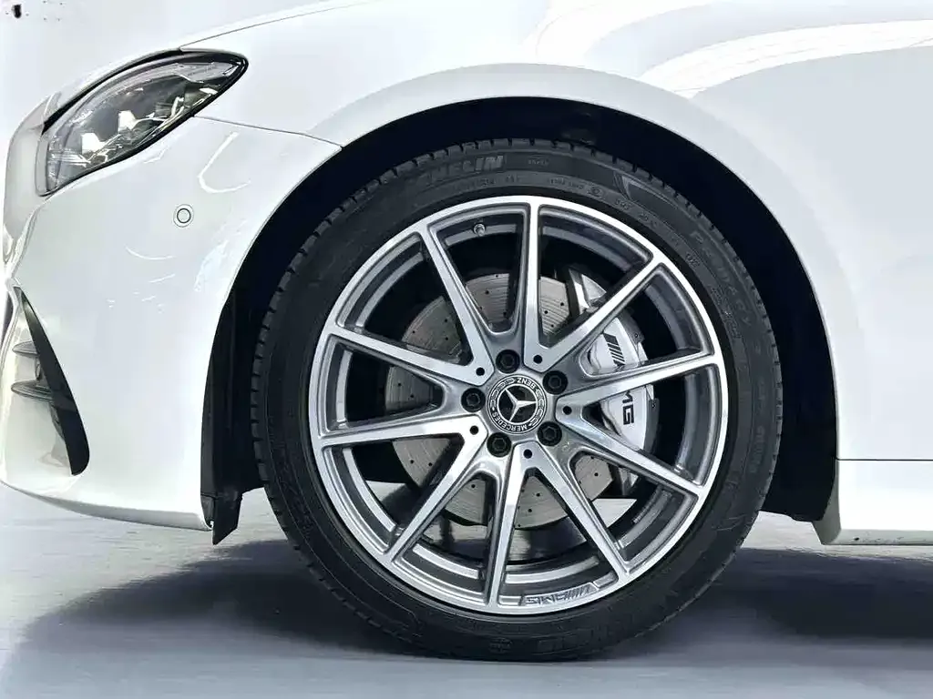 Mercedes-Benz E-Class (Import) — фото 2
