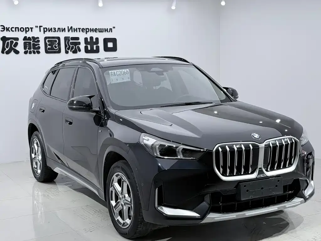 BMW X1 — фото 7