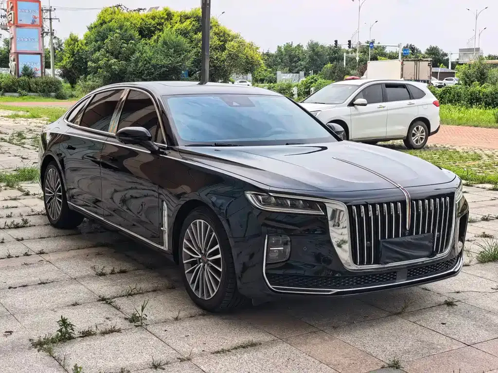 Hongqi H9 — фото 1