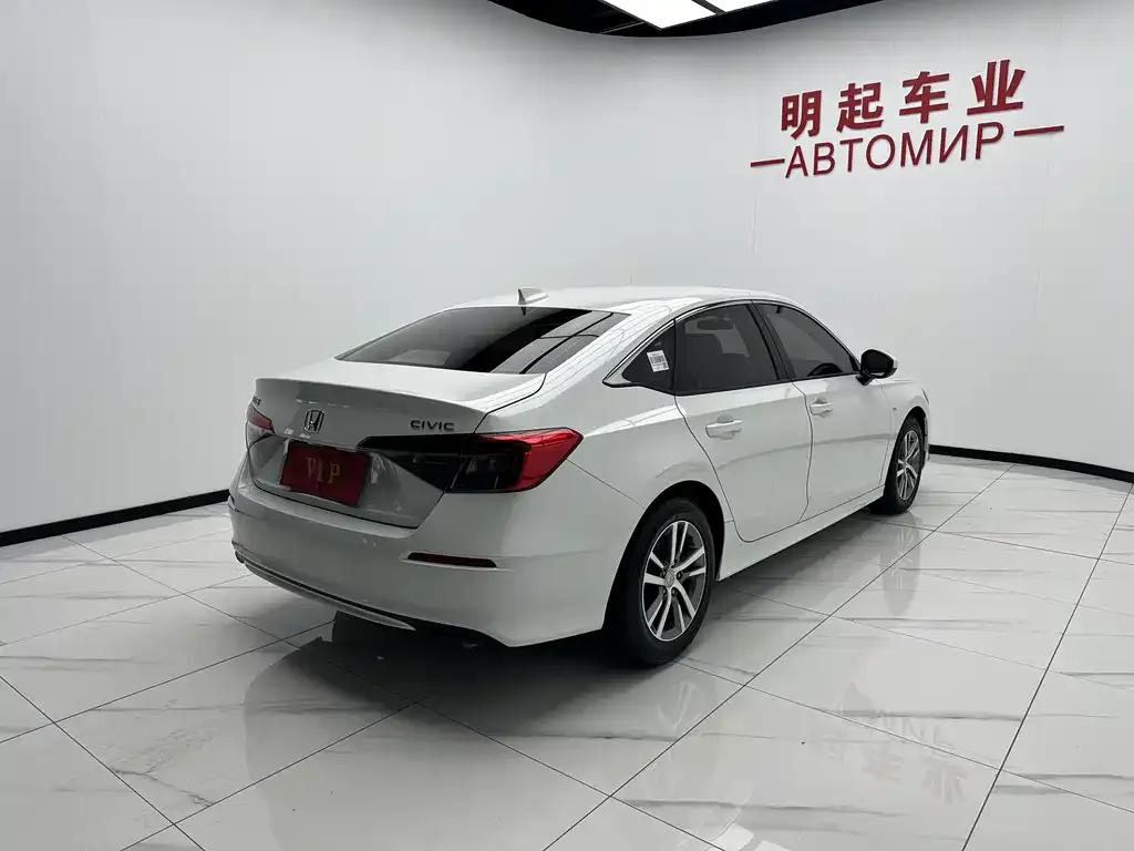 Honda Civic — фото 7