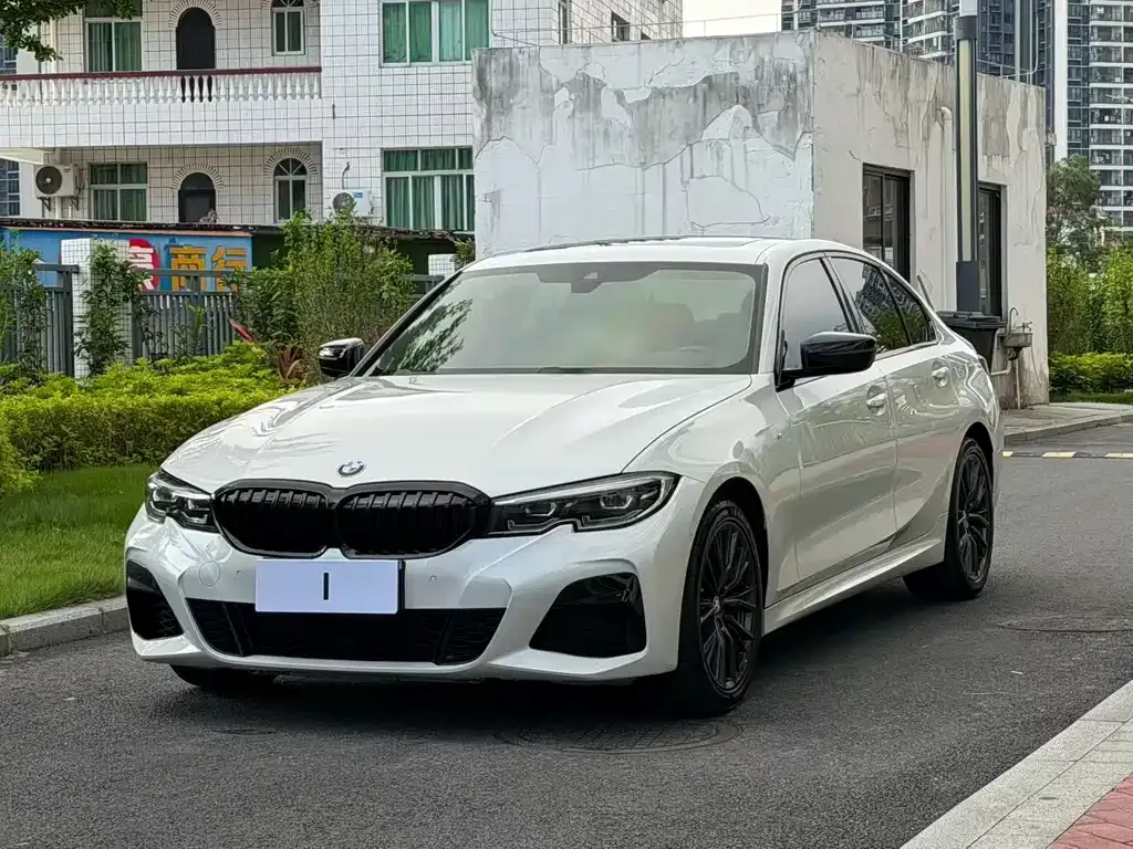BMW 3 Series — фото 1