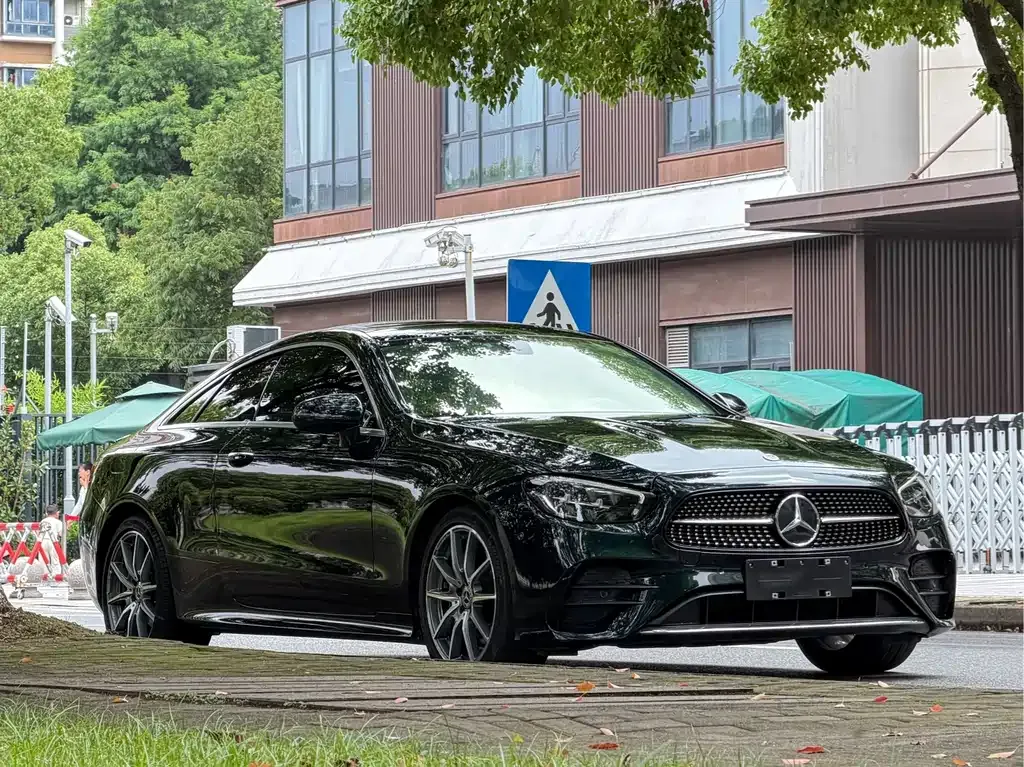 Mercedes-Benz E-Class (Import) — фото 9