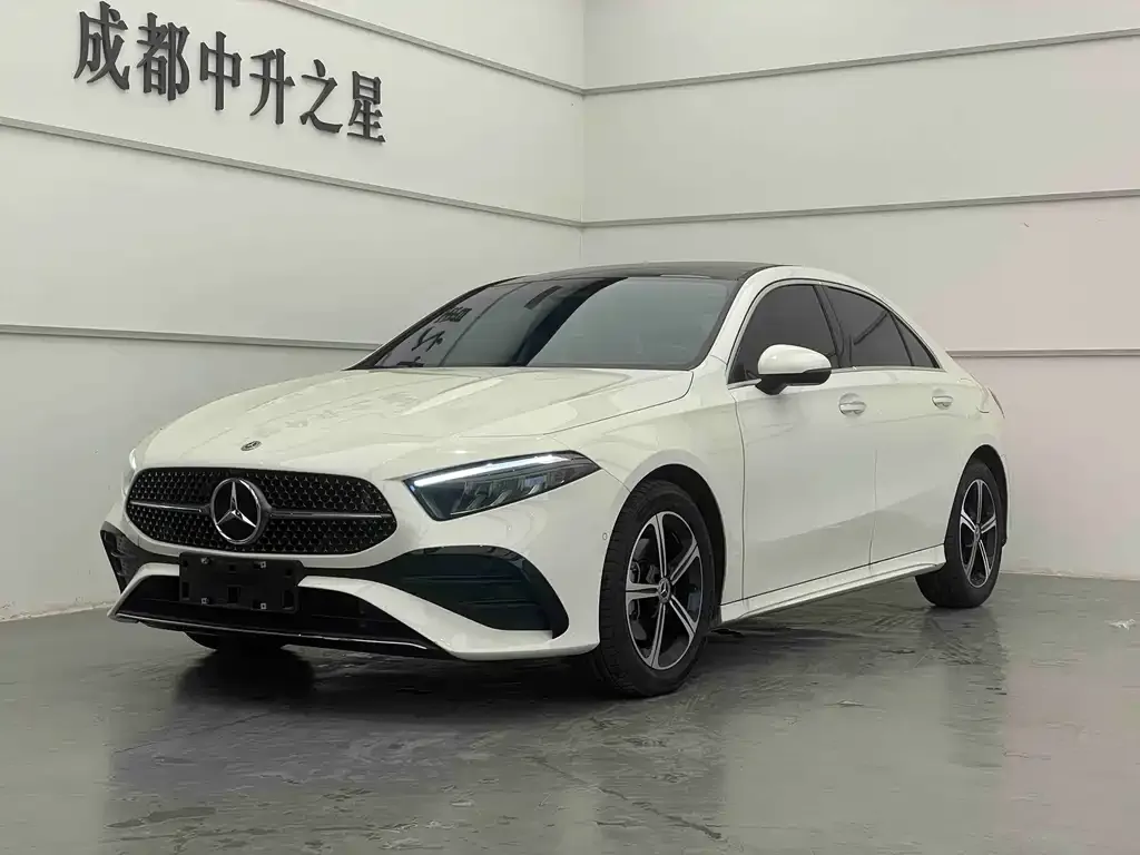 Mercedes-Benz A-Class — фото 1