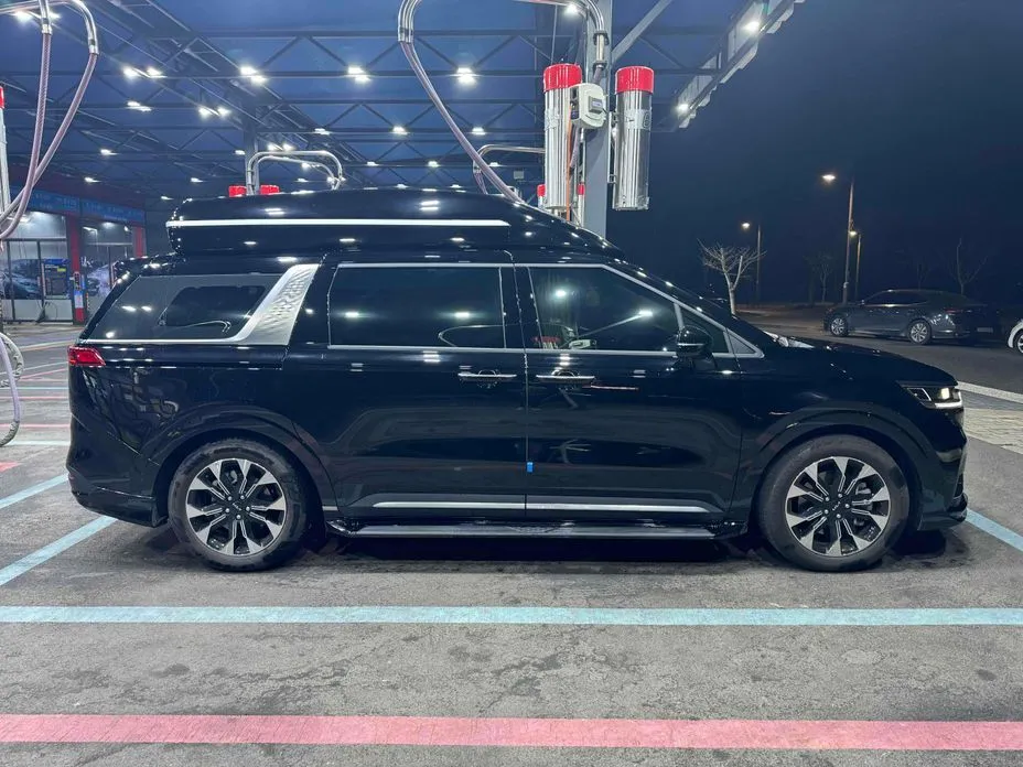 Kia Carnival 2023 из KR, фото 3