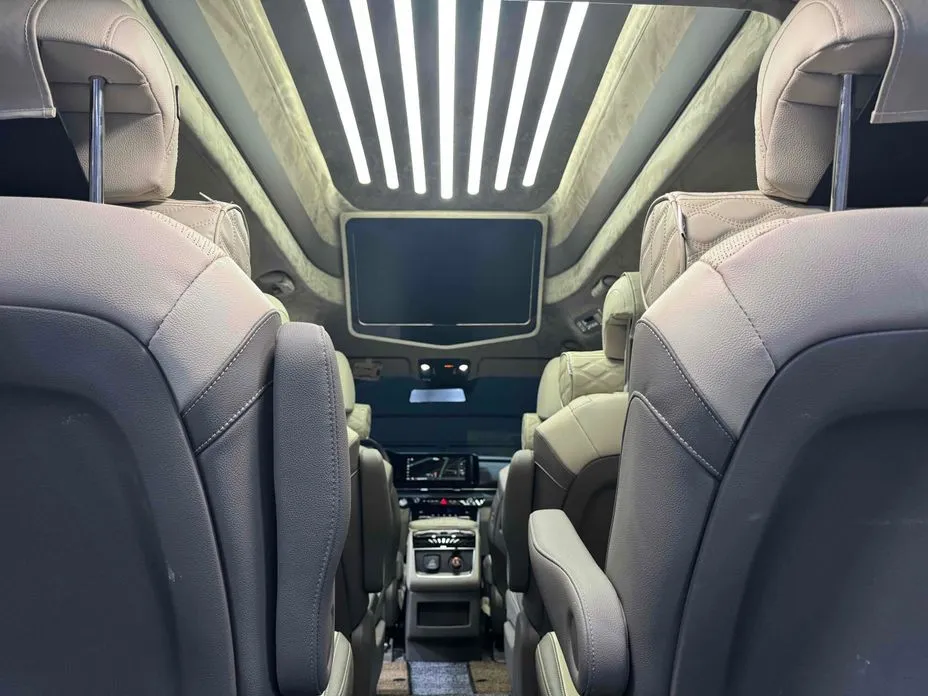 Kia Carnival 2023 из KR, фото 2