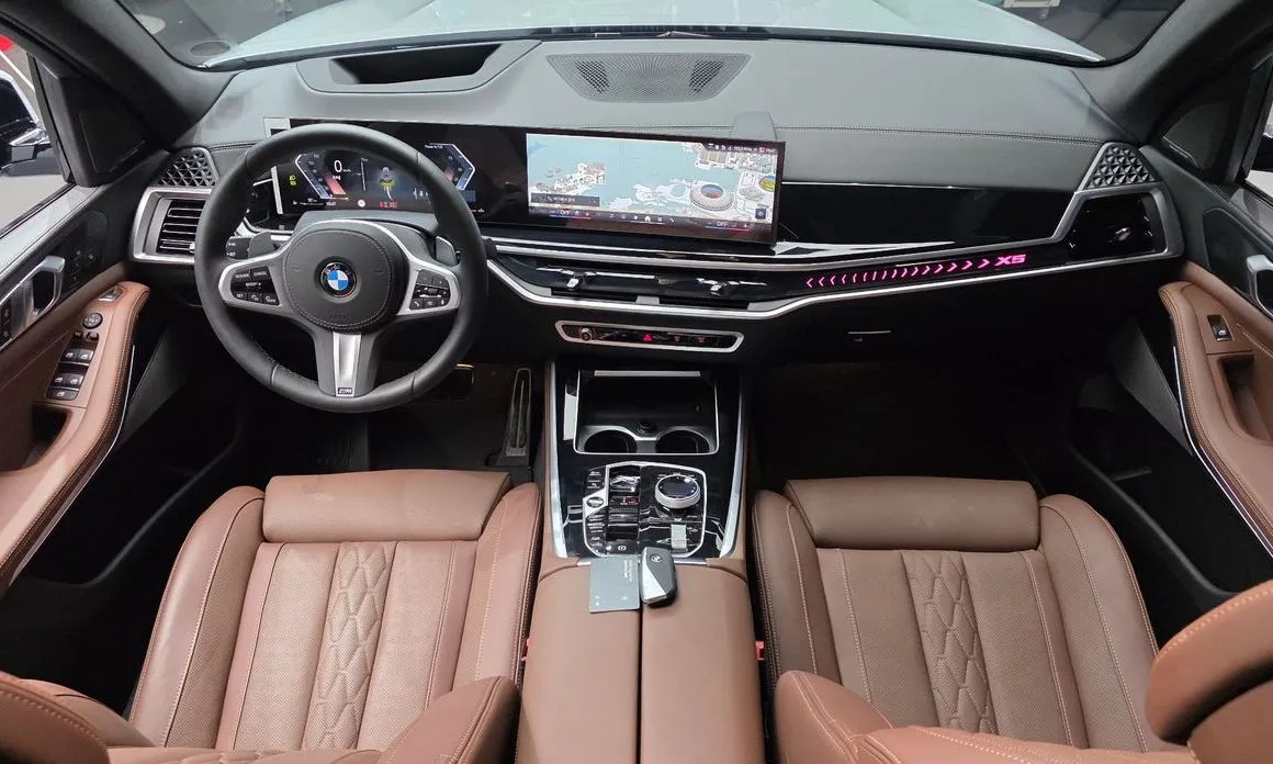 BMW X5 — фото 10