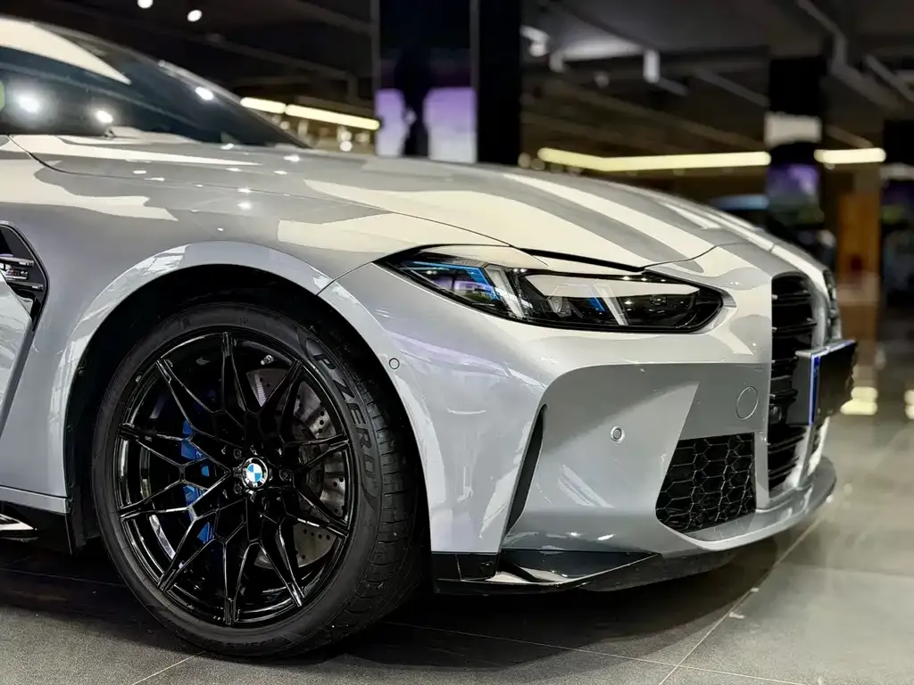 BMW M4 — фото 4