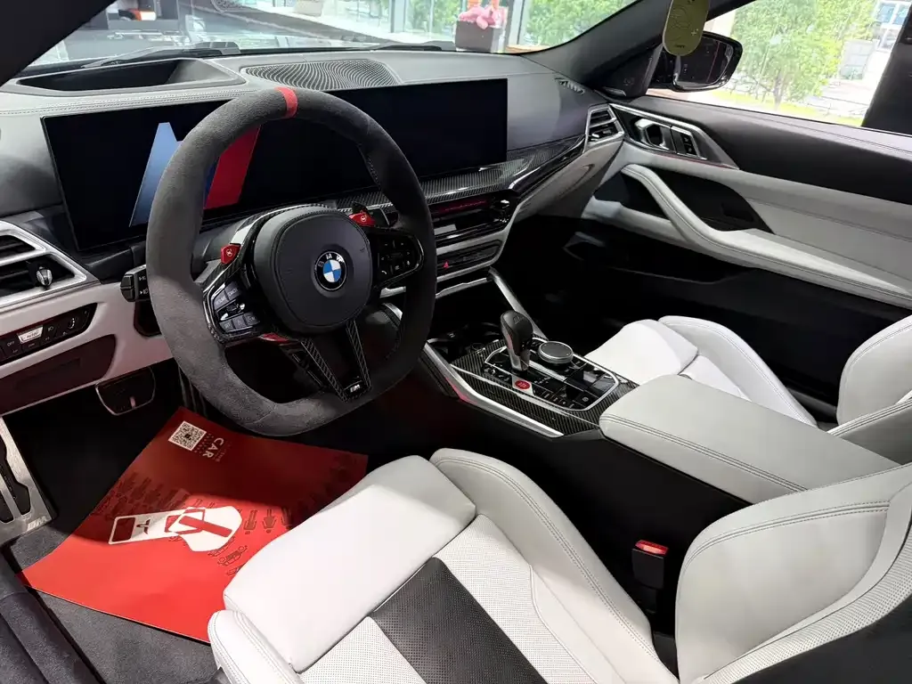 BMW M4 — фото 10