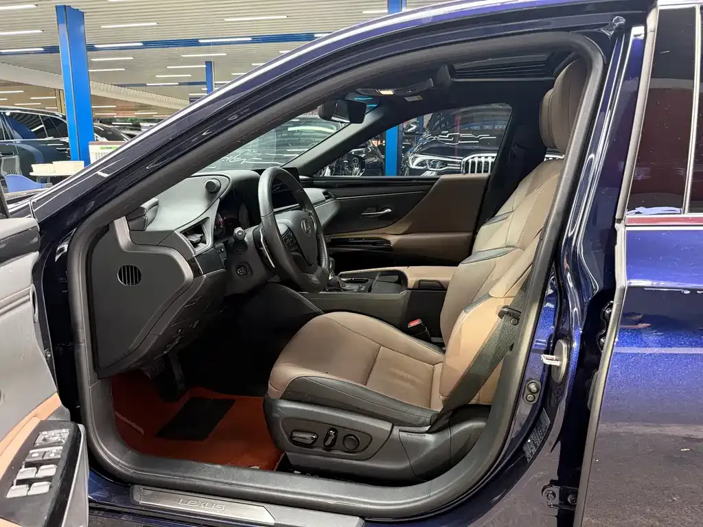 Lexus ES 2024 из CN, фото 6