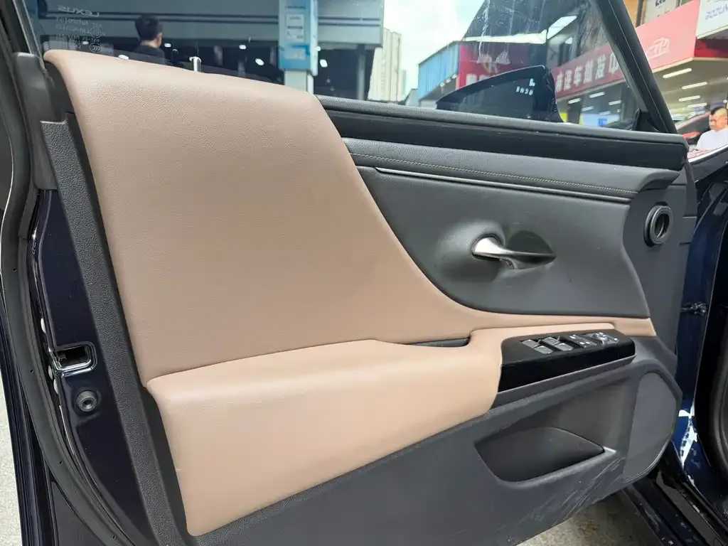 Lexus ES 2024 из CN, фото 5