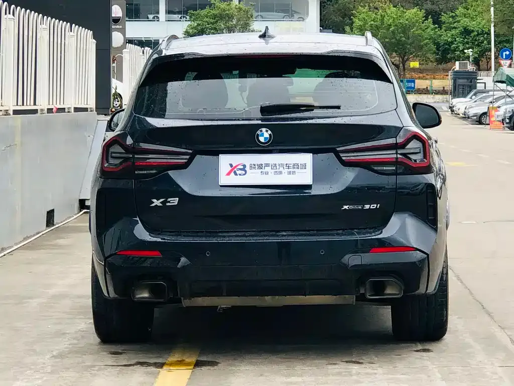 BMW X3 — фото 8