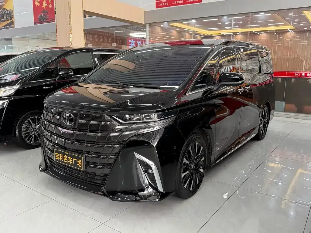 Toyota Alphard — фото 6
