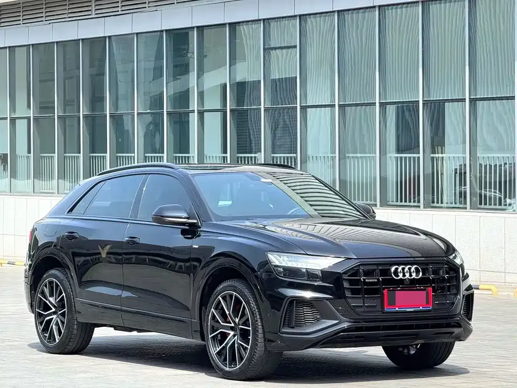 Audi Q8 — фото 2