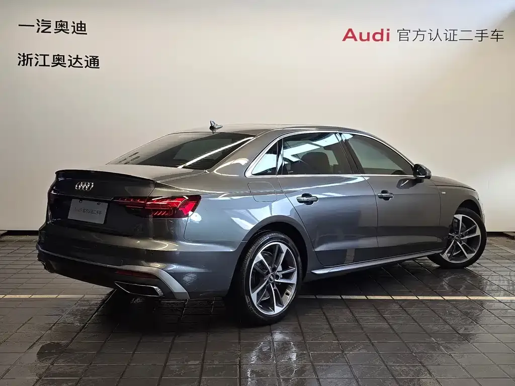 Audi A4L — фото 8