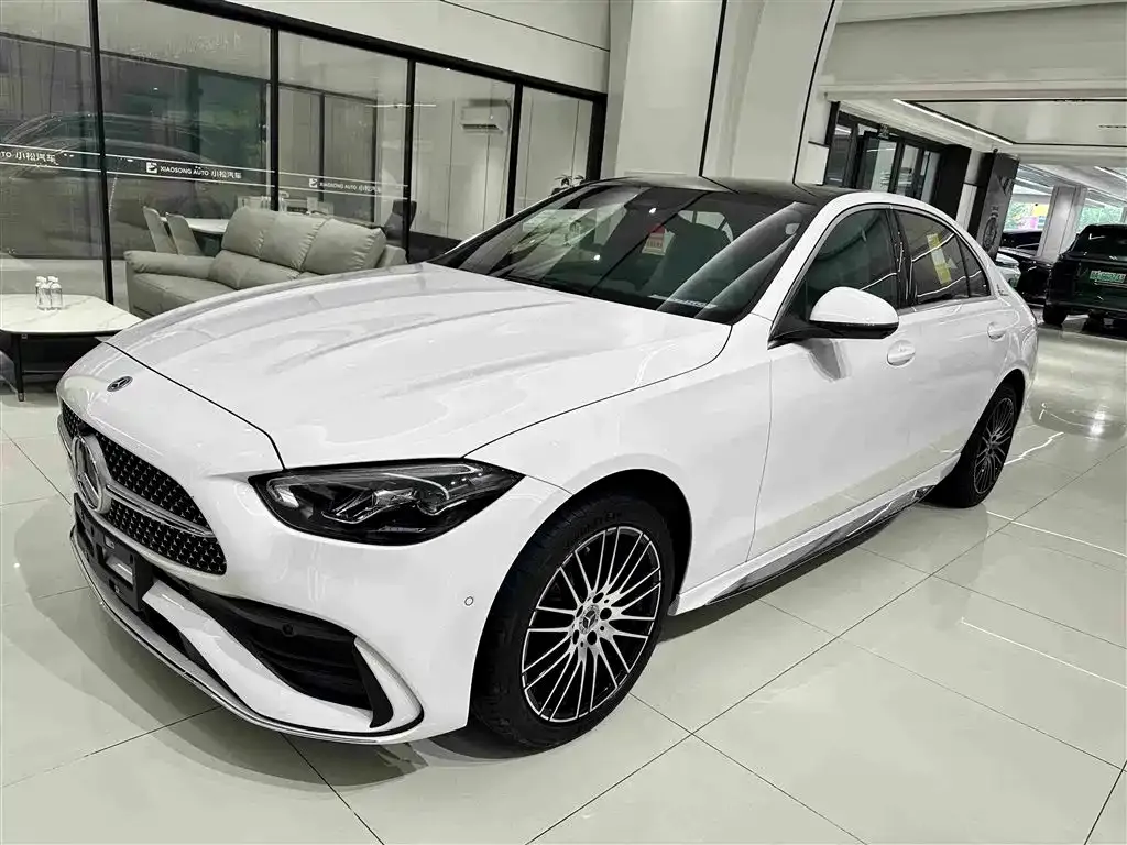 Mercedes-Benz C-Class — фото 1