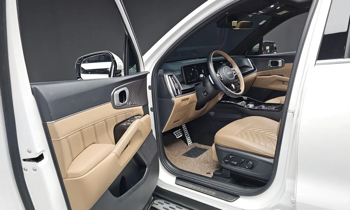 Kia Sorento — фото 5