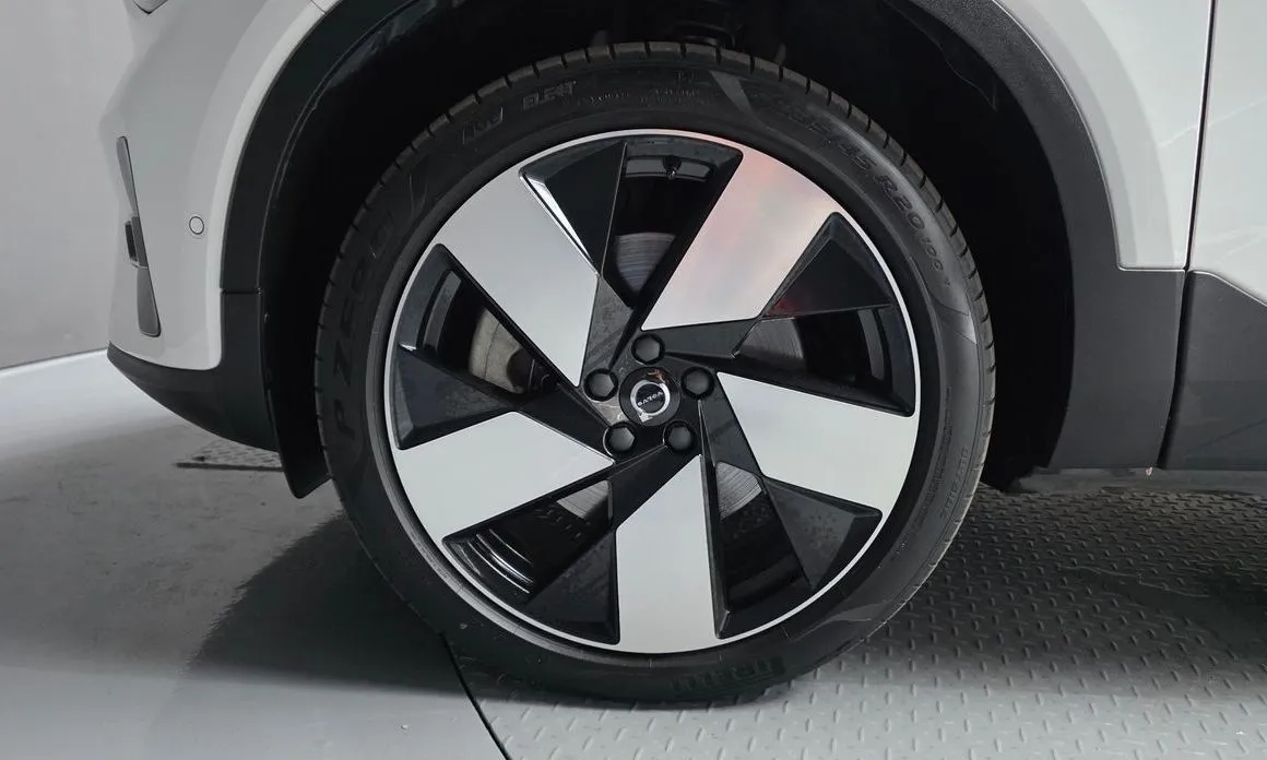 Volvo C40 2023 из KR, фото 9