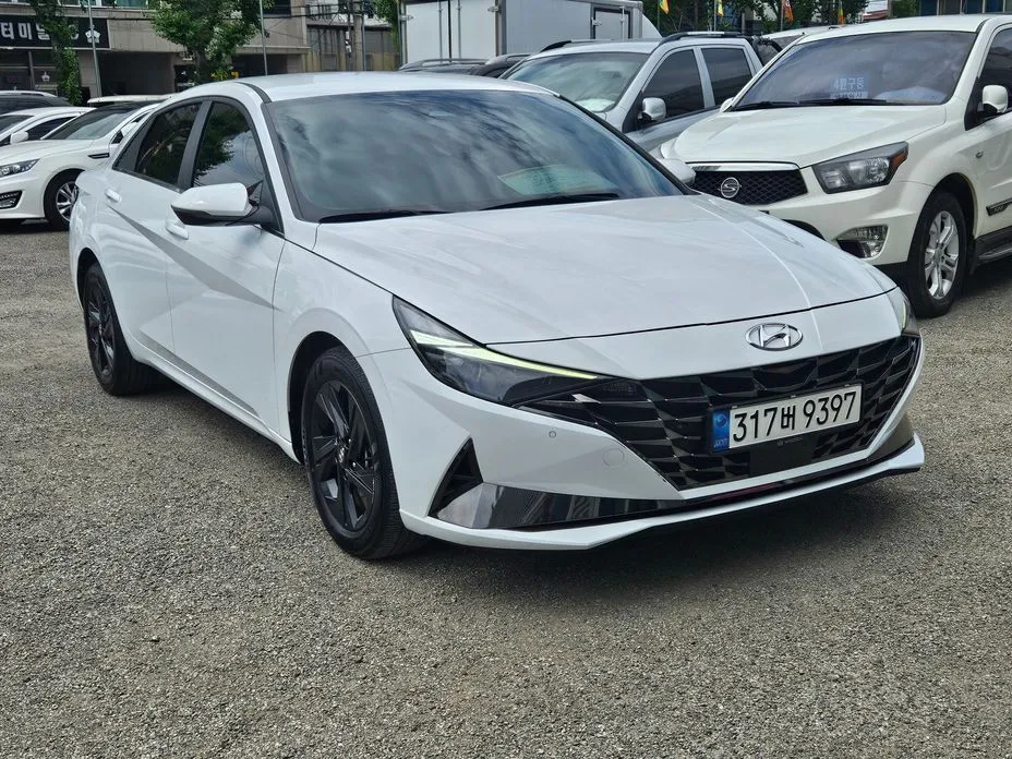 Hyundai AVANTE — фото 5