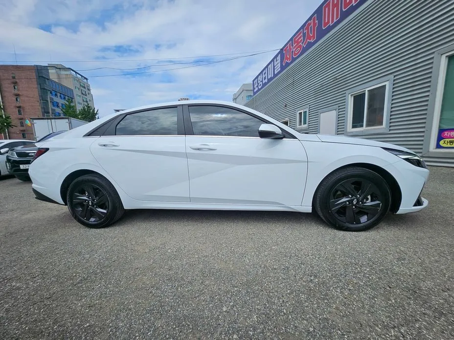 Hyundai AVANTE — фото 7
