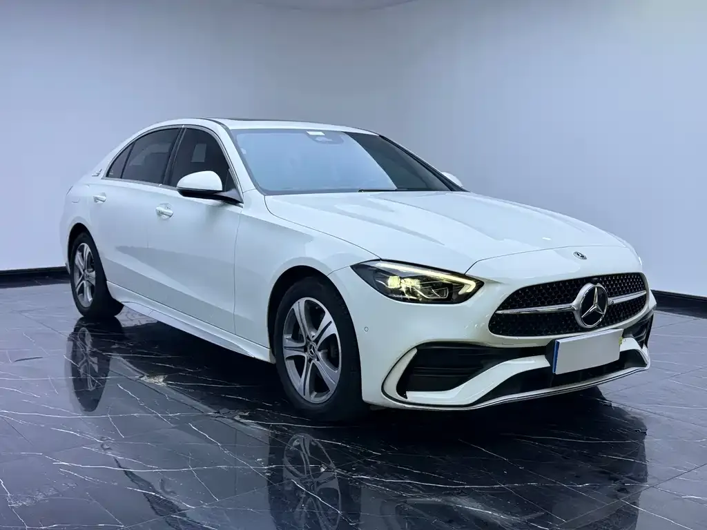 Mercedes-Benz C-Class — фото 10
