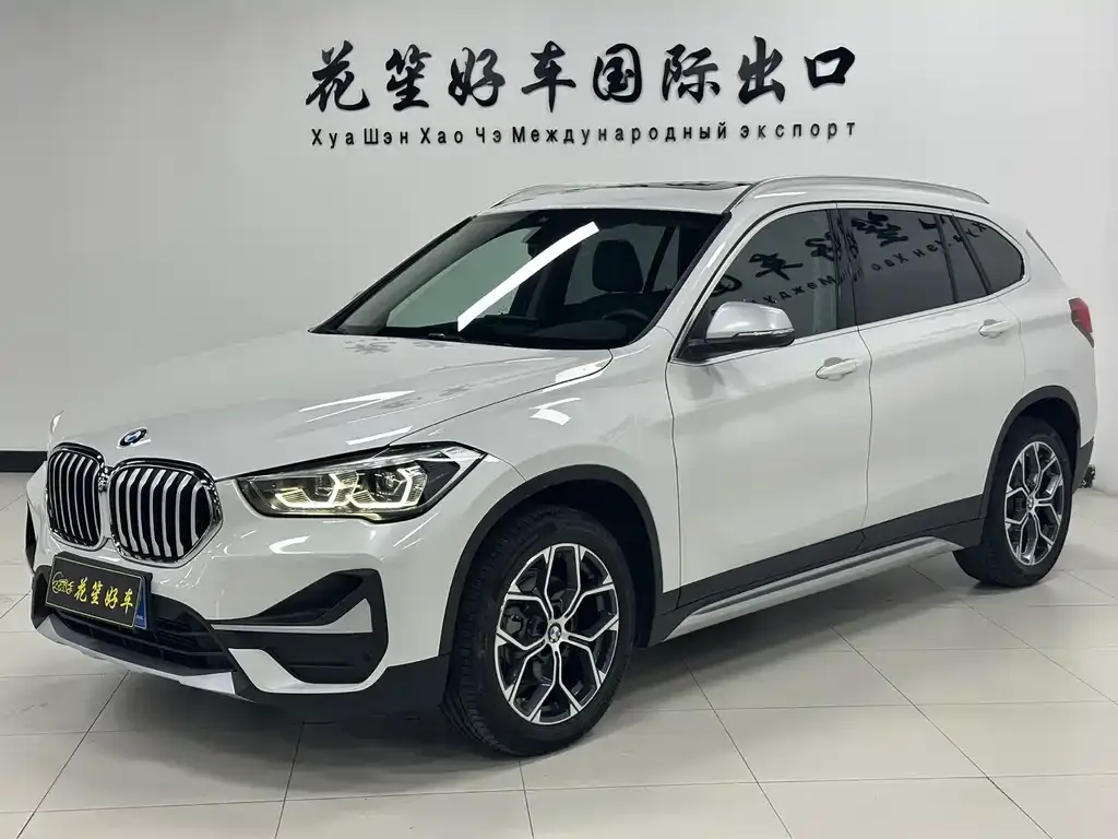 BMW X1 — фото 1