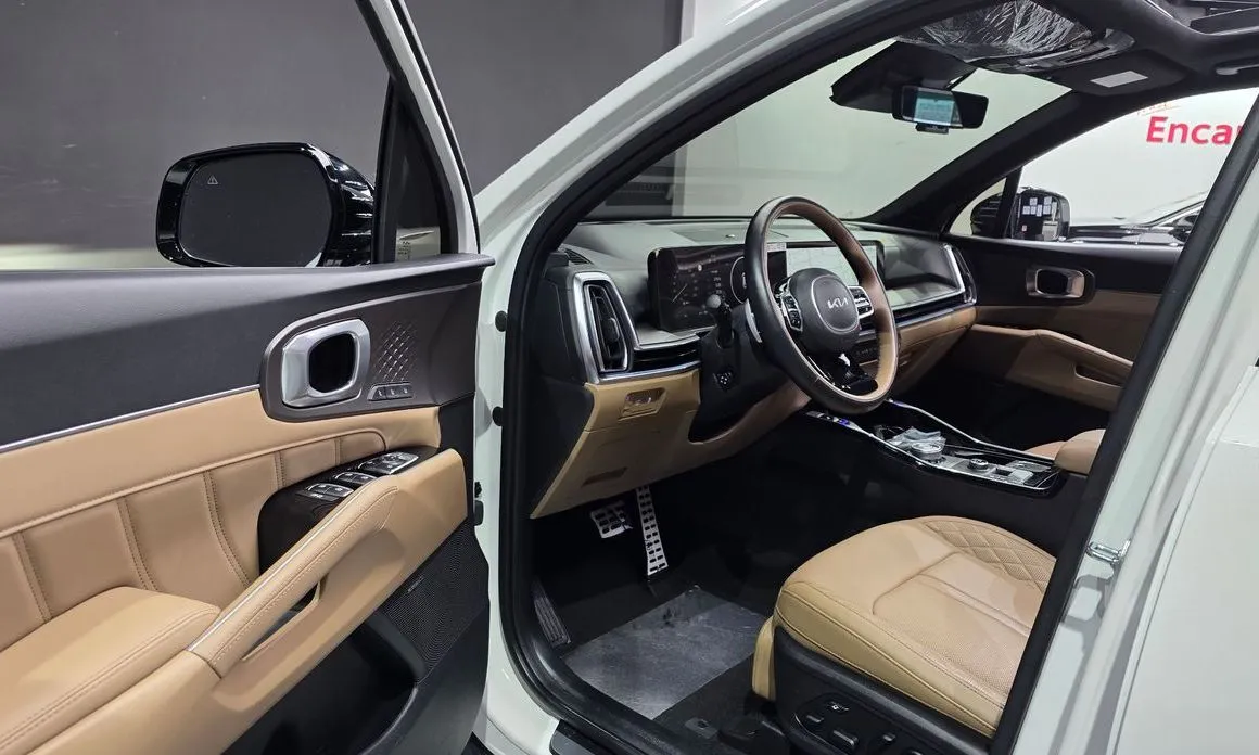 Kia Sorento — фото 9