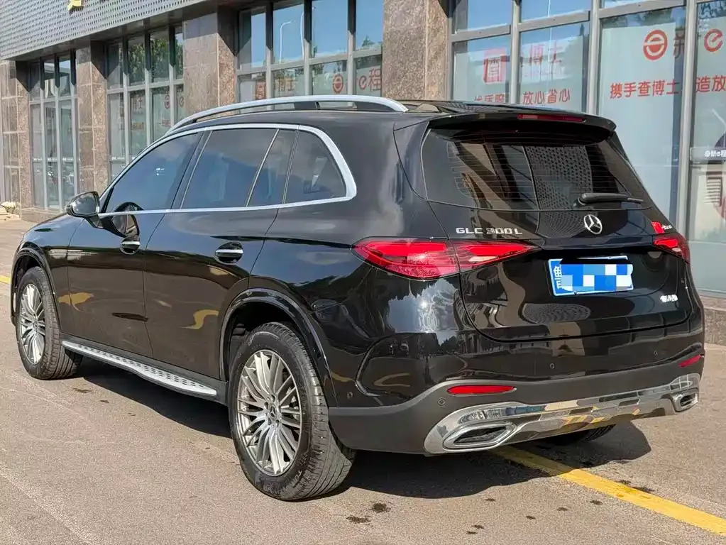 Mercedes-Benz GLC — фото 6
