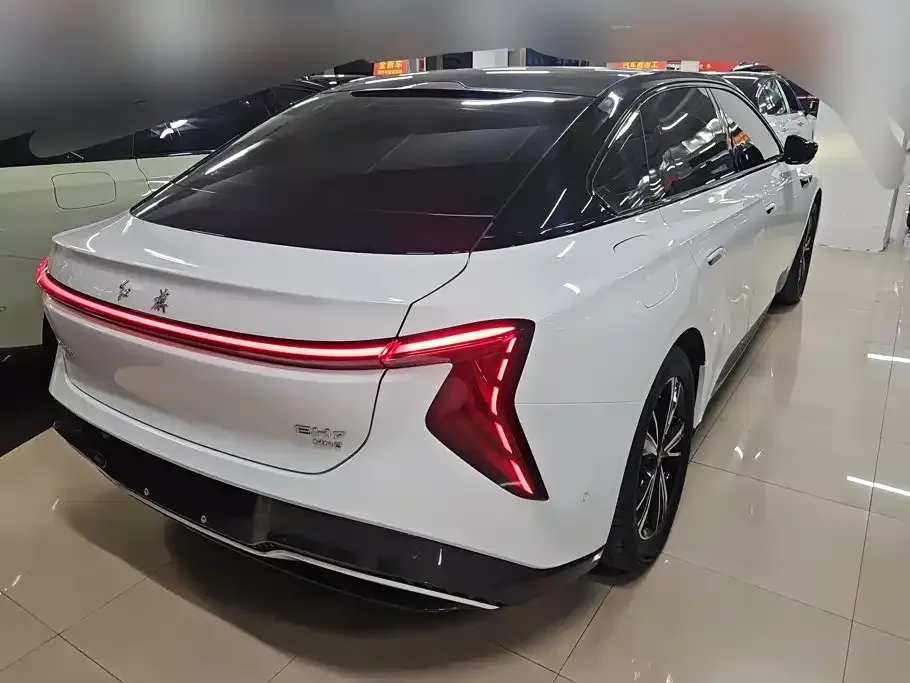 Hongqi EH7 — фото 3