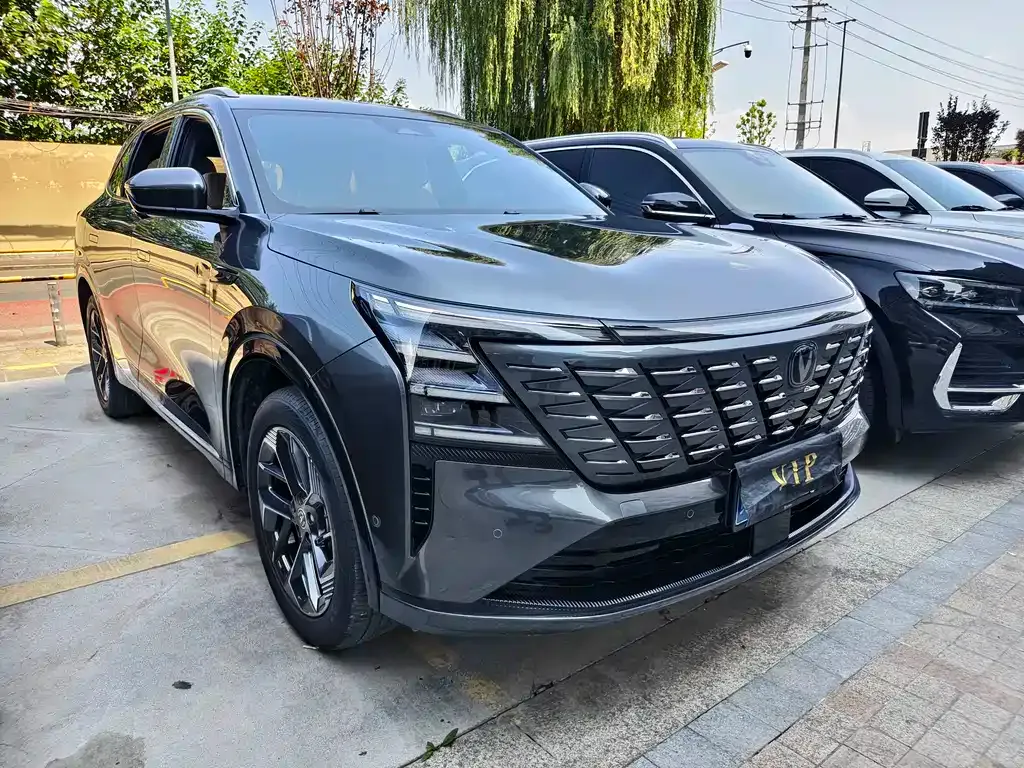 Changan CS75PLUS — фото 8