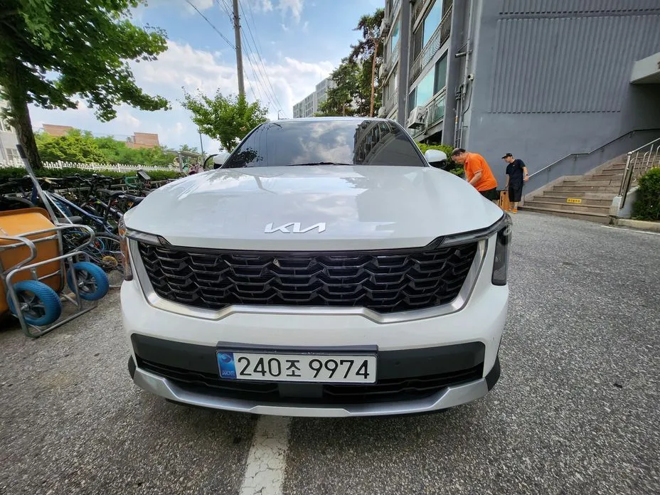 Kia Sorento — фото 1