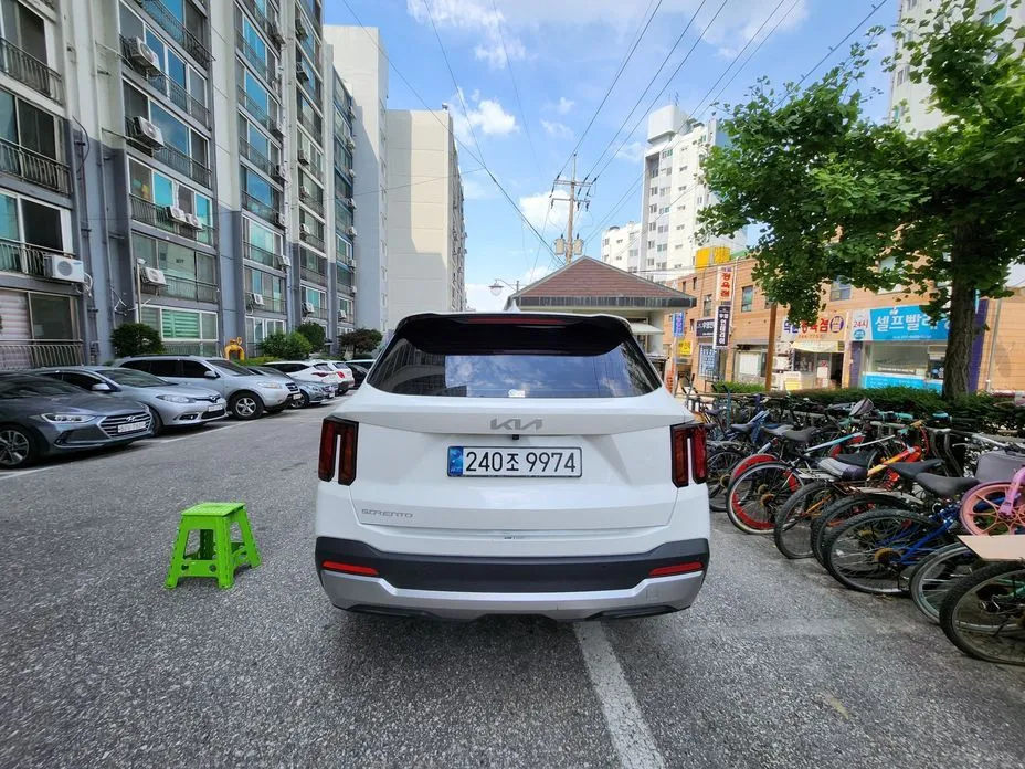 Kia Sorento — фото 9