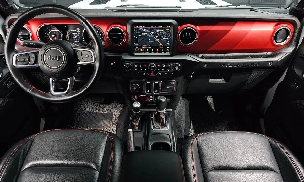 Jeep Wrangler — фото 9