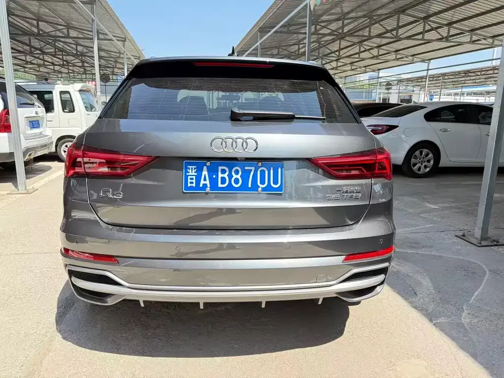 Audi Q3 — фото 9