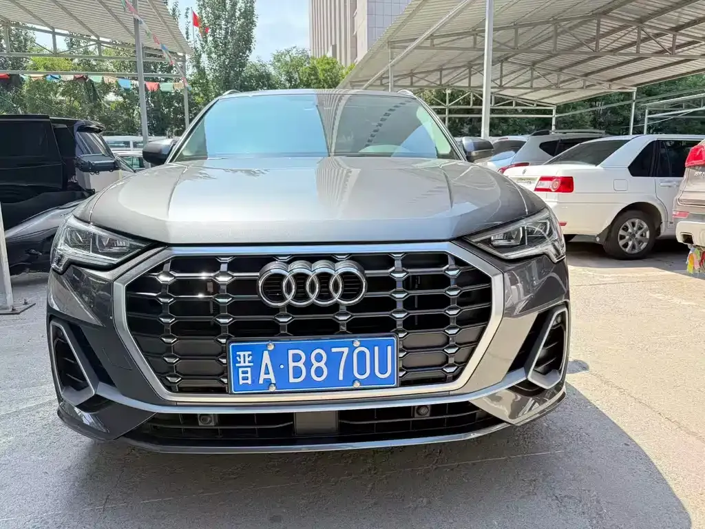 Audi Q3 — фото 6