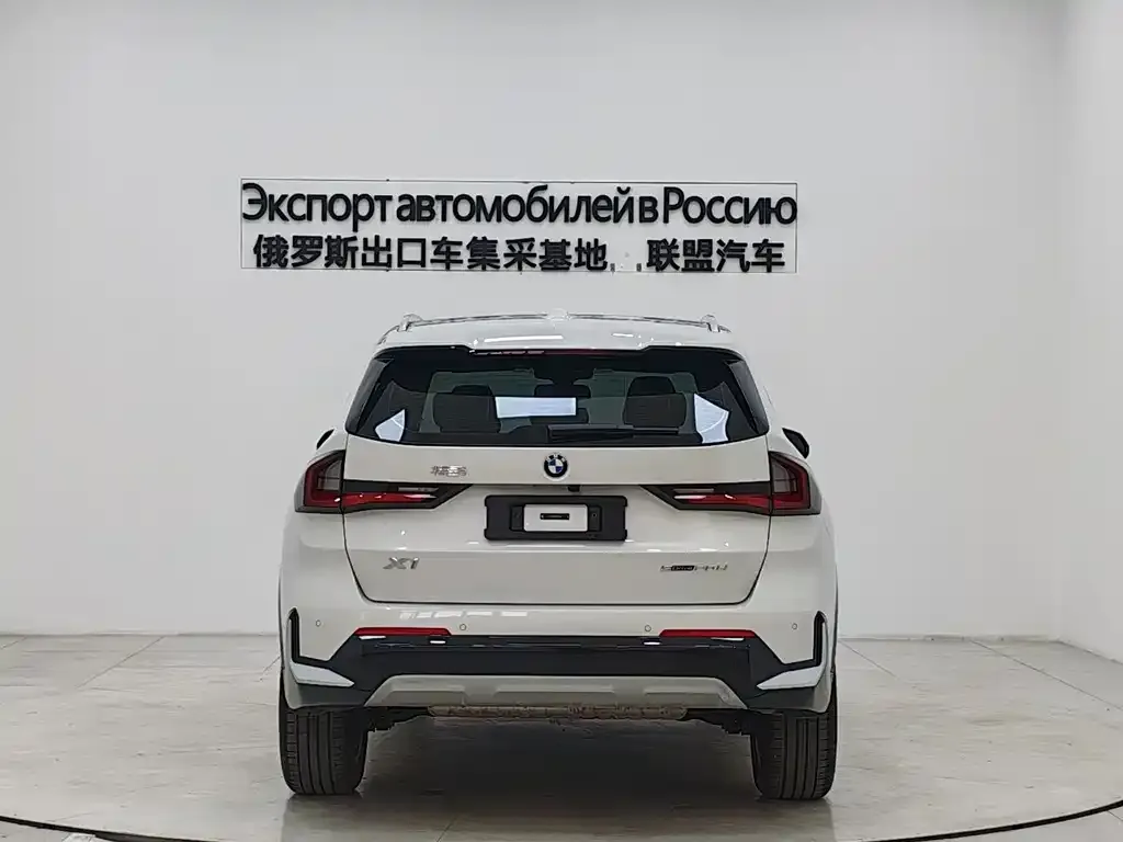 BMW X1 — фото 4