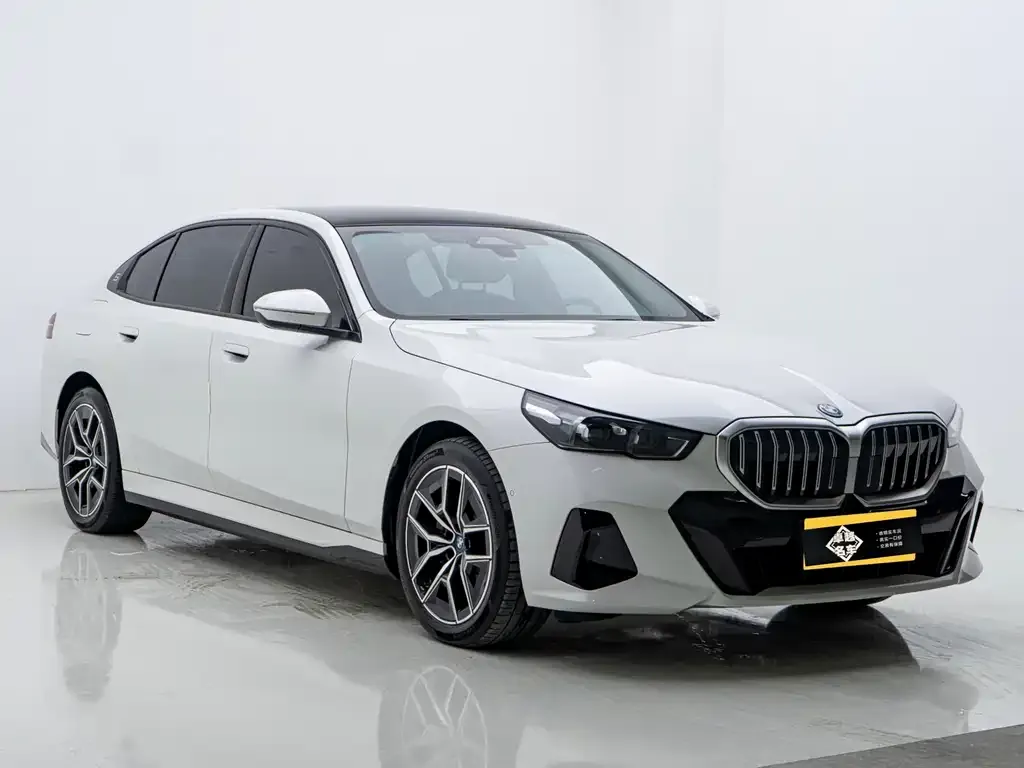 BMW i5 — фото 4