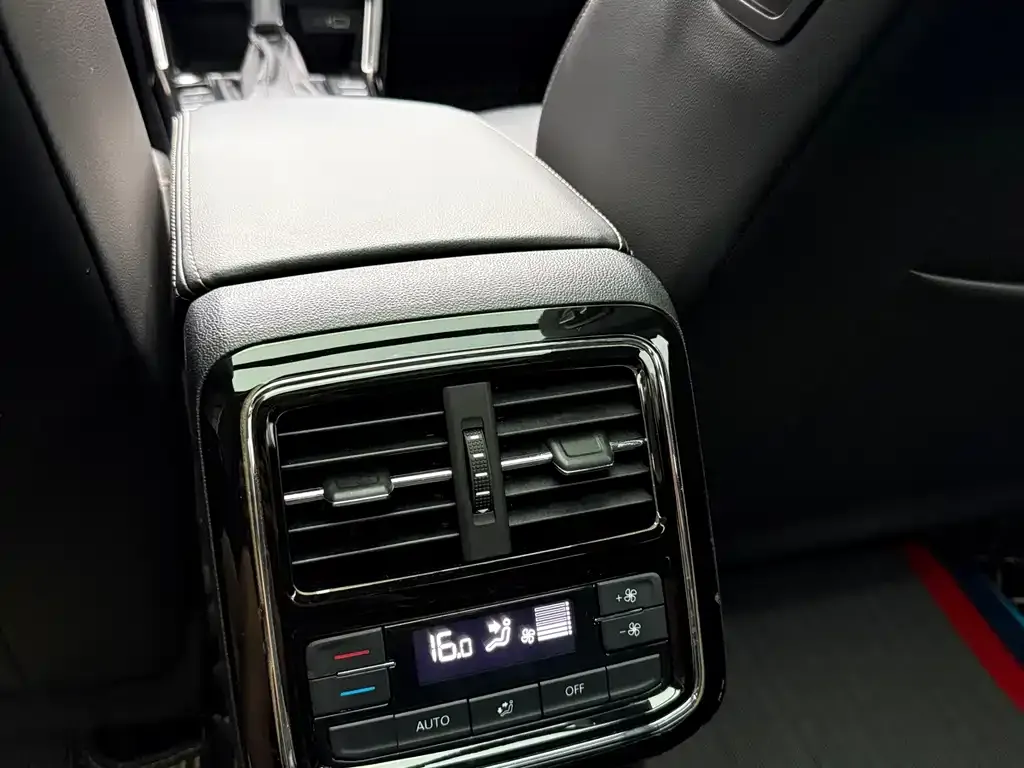 Volkswagen Passat — фото 2