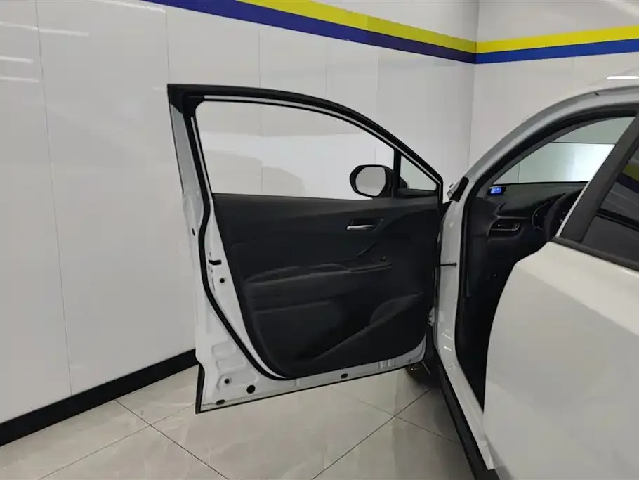 Toyota IZOA 2023 из CN, фото 5