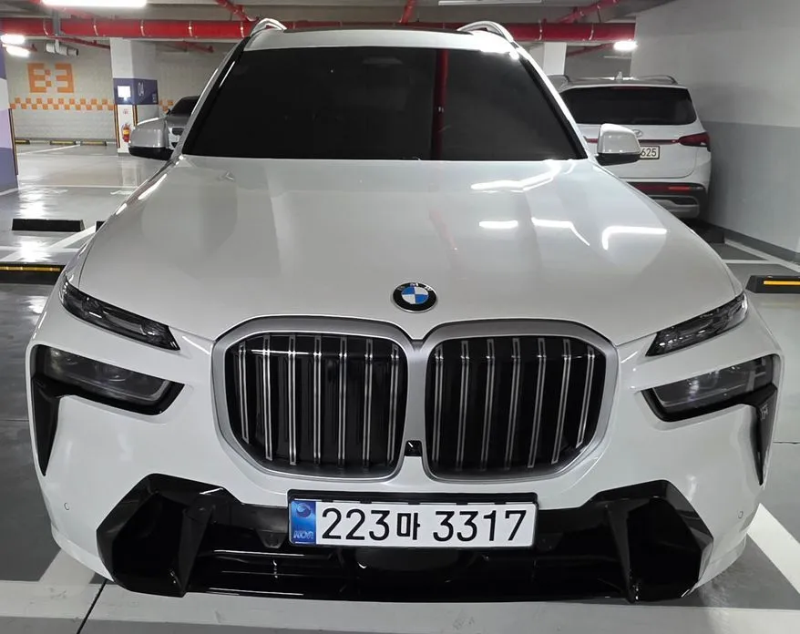BMW X7 — фото 2