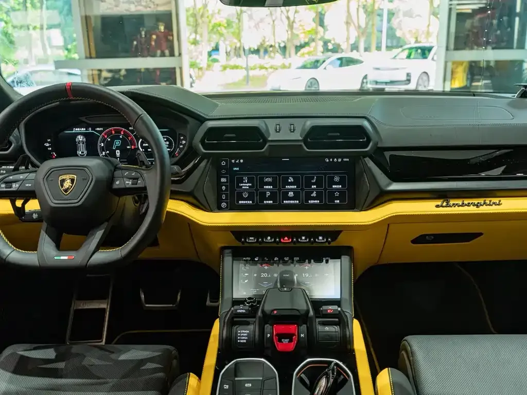 Lamborghini Urus SE — фото 10