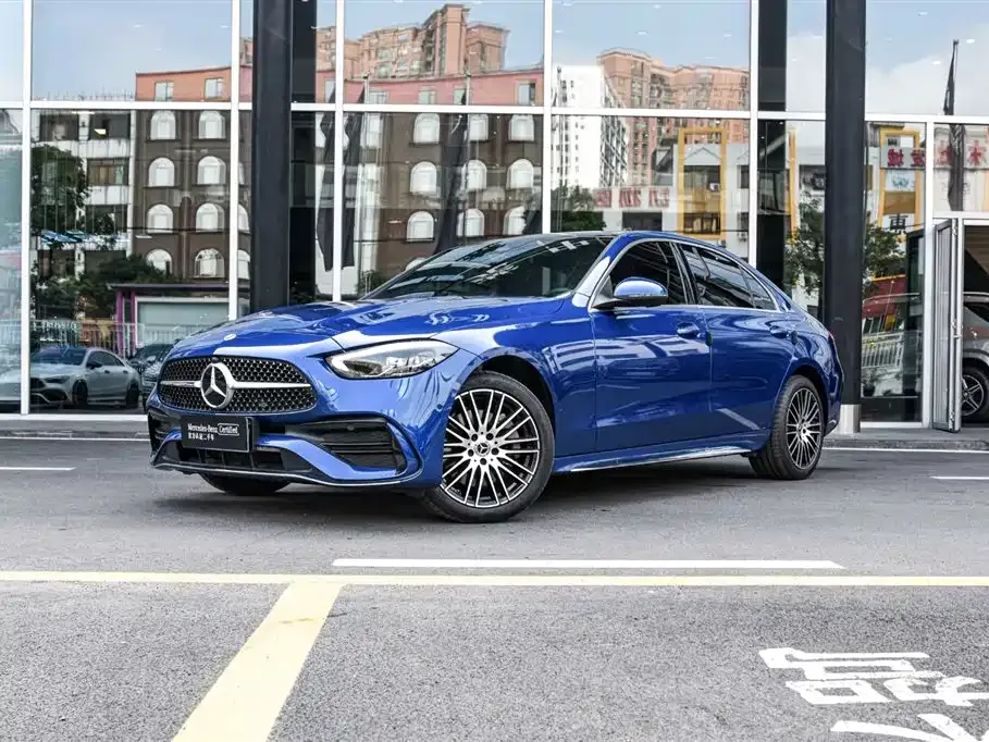 Mercedes-Benz C-Class — фото 1