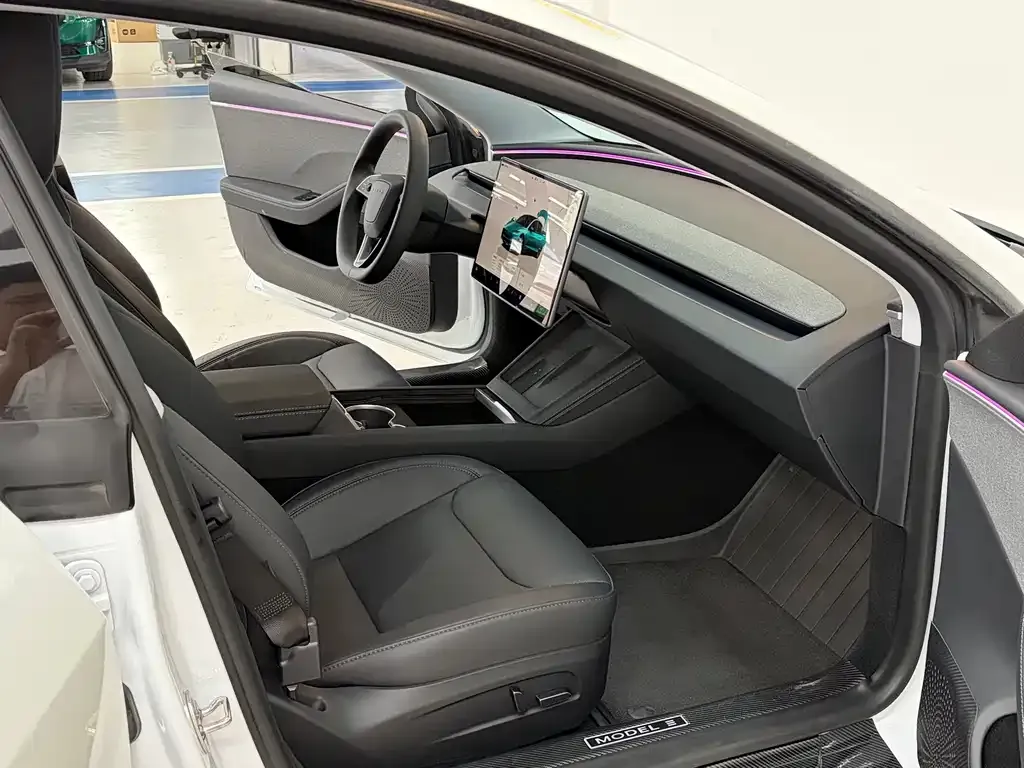 Tesla Model 3 — фото 6