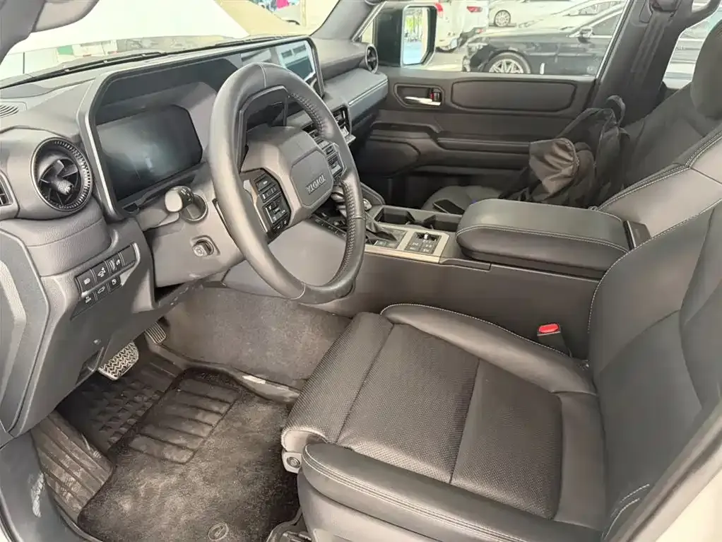 Toyota Prado 2025 из CN, фото 4