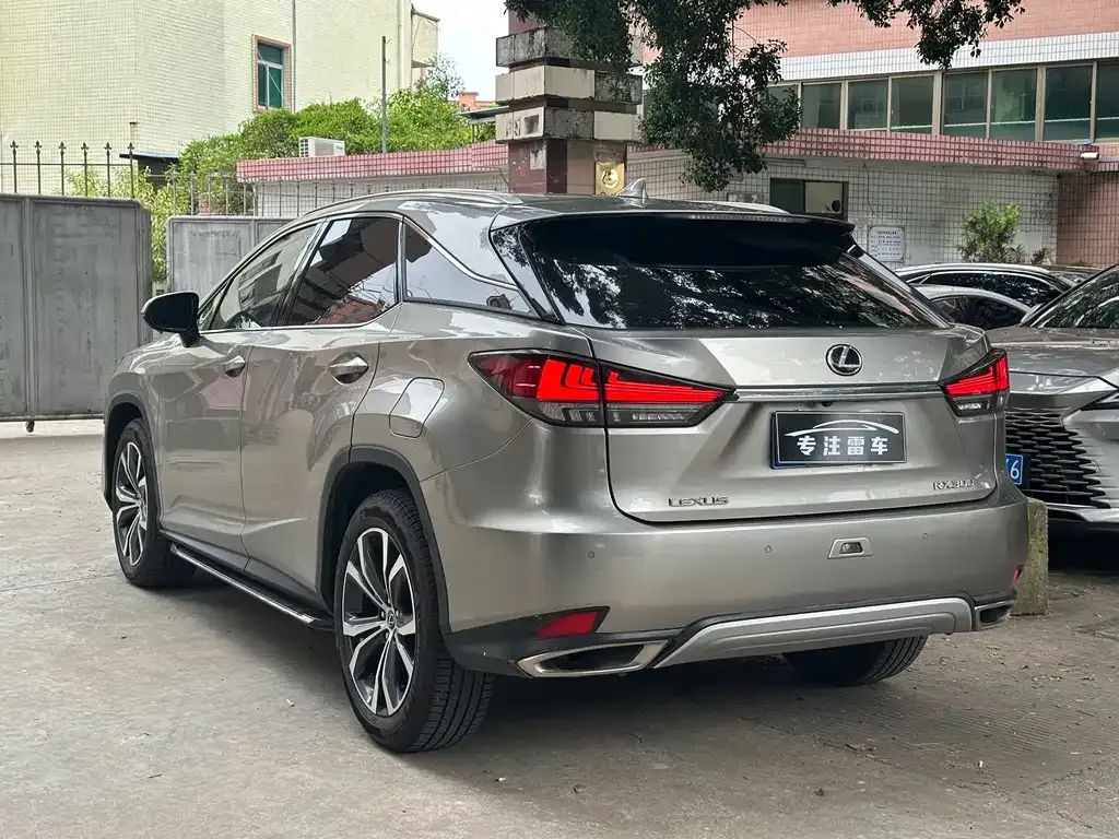 Lexus RX — фото 4